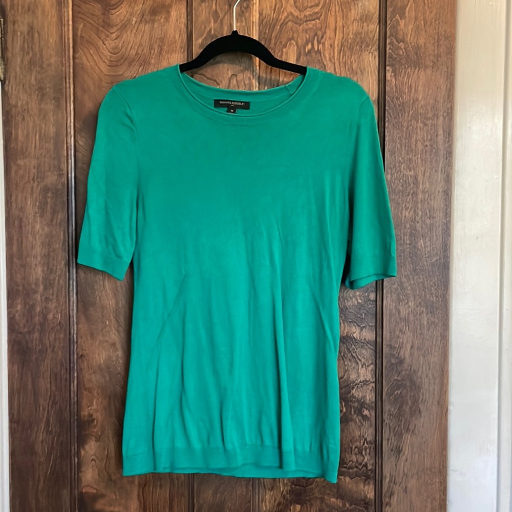 Banana Republic Factory Short Sleeve Sweater - Size Medium